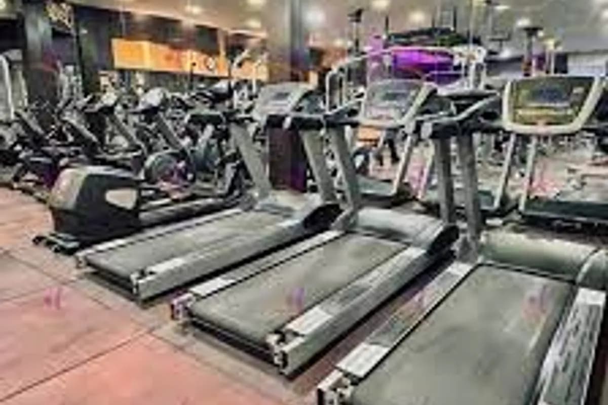 باشگاه بدنسازی ژوبین مشهد